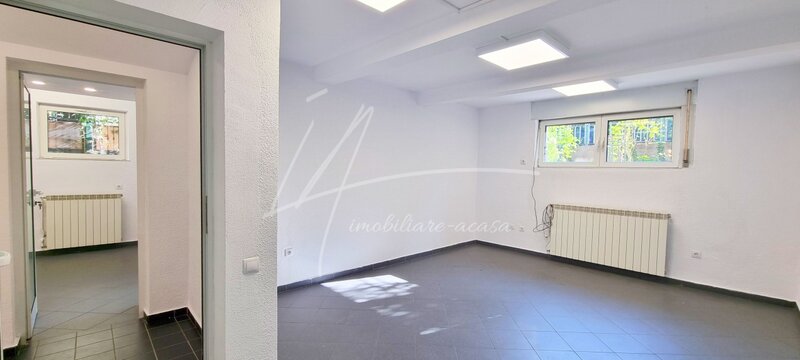 Cotroceni Apartament decomandat in Cotroceni, demisol cu 4 camere in suprafata de 82,73mp!