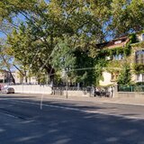 Cotroceni Apartament decomandat in Cotroceni, demisol cu 4 camere in suprafata de 82,73mp!